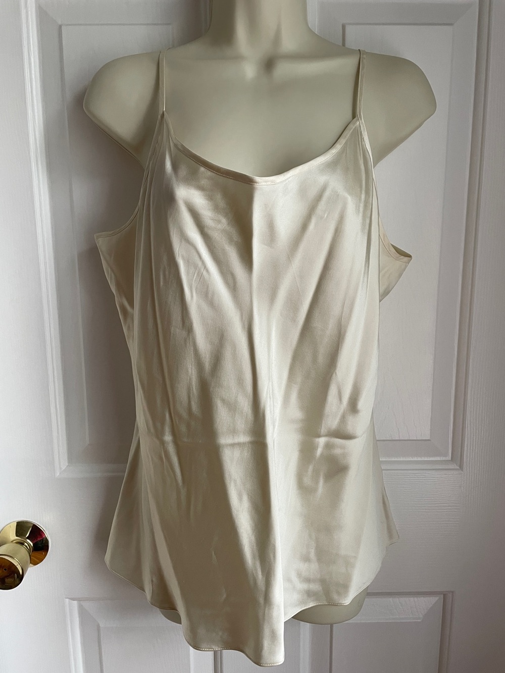 Talbots Ladies Top size L 100% Silk Off White Cami Tank Top Spaghetti Straps